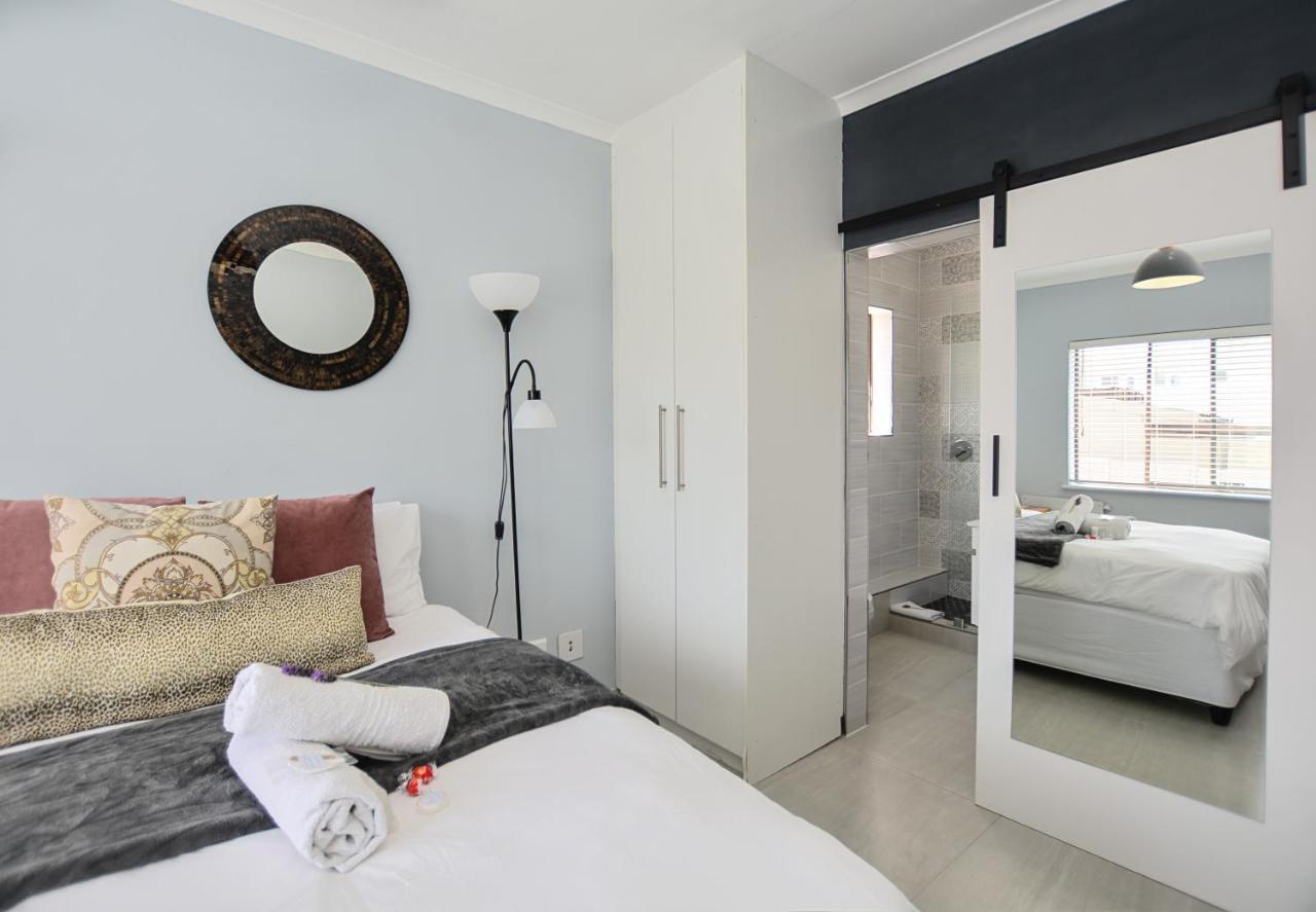 Sea Breeze Apartments Bloubergstrand Exterior foto